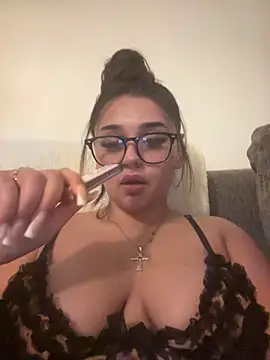 Snapshot of Wild_Busty_Niyah_XX chatting on 22, 3, 2026 Wild Busty Niyah XX online show from 22, 3, 2026