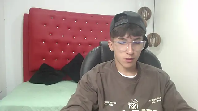 Snapshot of jeremy_job chatting on 17, 12, 2025 jeremy job online show from 17, 12, 2025