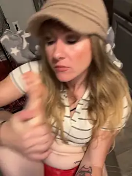 alluringpixie online show from 2, 4, 2026