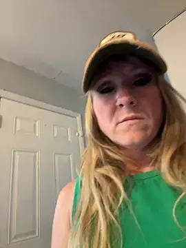 alluringpixie online show from 7, 4, 2026