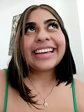 MariaPaula22  online show from 13, 12, 2025