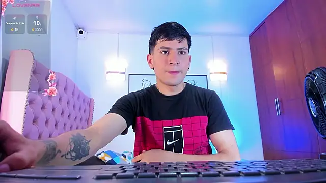 vaalentiino online show from 10, 3, 2026