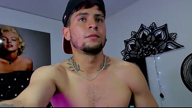 vaalentiino online show from 13, 12, 2025