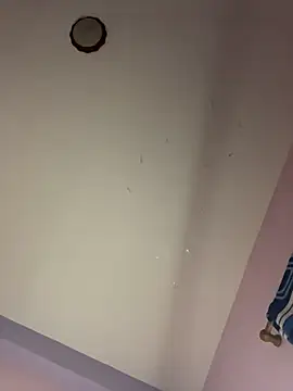 Snapshot of _Laurentt_ chatting on 9, 2, 2026 Laurentt online show from 9, 2, 2026