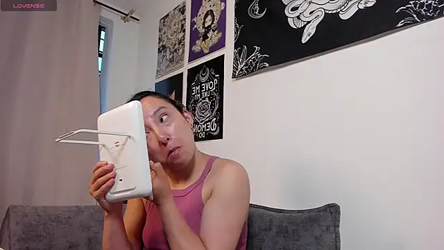 Snapshot of little__ammy chatting on 16, 6, 2026 little ammy online show from 16, 6, 2026