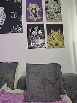 Snapshot of little__ammy chatting on 7, 7, 2026 little ammy online show from 7, 7, 2026