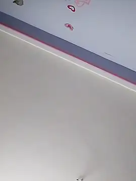 daisytaylorx1 online show from 12, 3, 2026