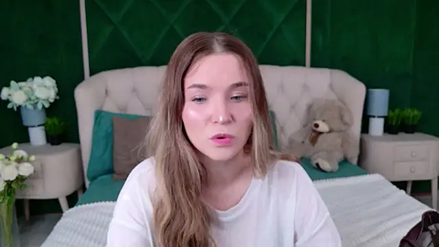 Lina Sinerz online show from 1, 6, 2026