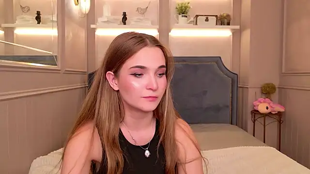 Lina Sinerz online show from 25, 6, 2026