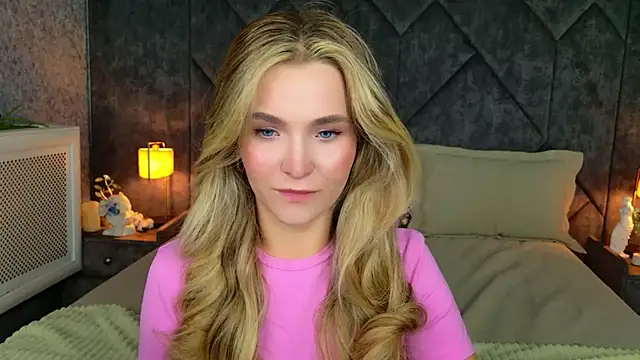 Lina Sinerz online show from 8, 7, 2026