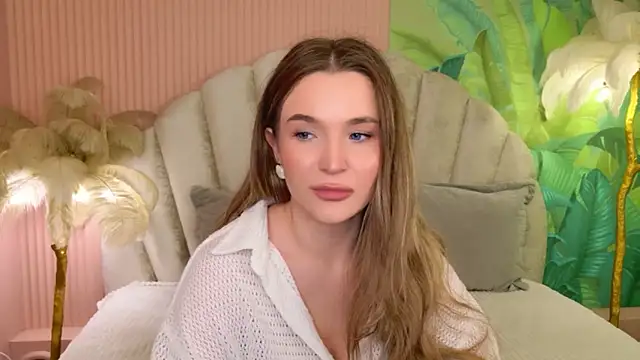 Lina Sinerz online show from 31, 5, 2026