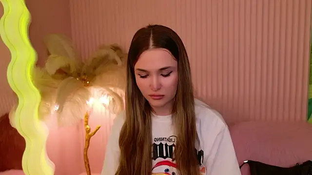 Lina Sinerz online show from 1, 4, 2026