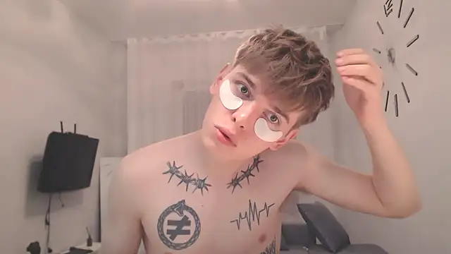 Fredd Xanders online show from 8, 6, 2026