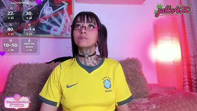 Julls420  online show from 20, 6, 2026