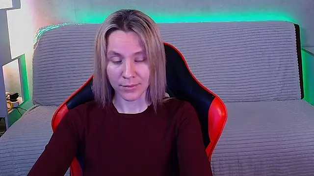 MiaBun1 online show from 3, 5, 2026