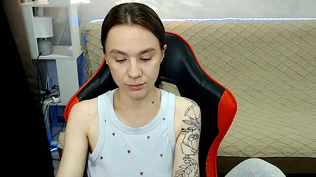 MiaBun1 online show from 13, 1, 2026