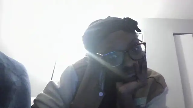 Snapshot of GoddessKoe chatting on 5, 12, 2025 GoddessKoe online show from 5, 12, 2025