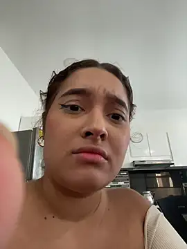 Emily Jonness  online show from 15, 12, 2025