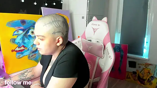 enigmastella online show from 6, 1, 2026