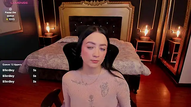 Snapshot of Sabrina_Cutte chatting on 11, 6, 2026 Sabrina Cutte online show from 11, 6, 2026