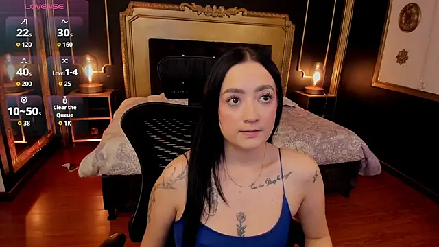 Snapshot of Sabrina_Cutte chatting on 12, 6, 2026 Sabrina Cutte online show from 12, 6, 2026