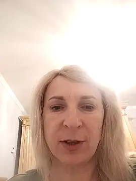 AhlyssaLove1155 online show from 3, 5, 2026