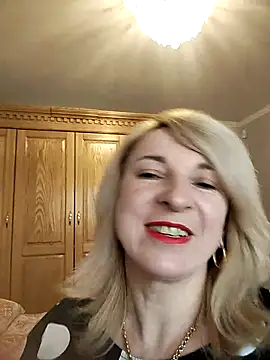 AhlyssaLove1155 online show from 2, 5, 2026