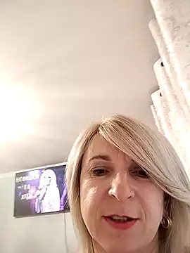 AhlyssaLove1155 online show from 22, 4, 2026