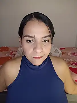 hot bruntte online show from 18, 1, 2026