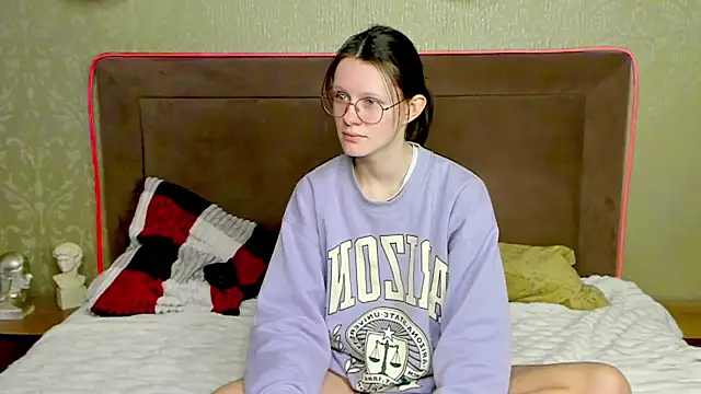 RoxyHerena online show from 14, 1, 2026