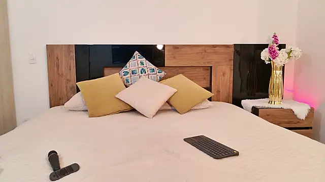 Snapshot of LucyHanks chatting on 13, 4, 2026 LucyHanks online show from 13, 4, 2026