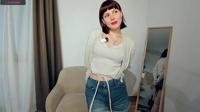 DesireeMillison online show from 23, 12, 2025