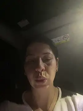 coupledeea online show from 5, 2, 2026