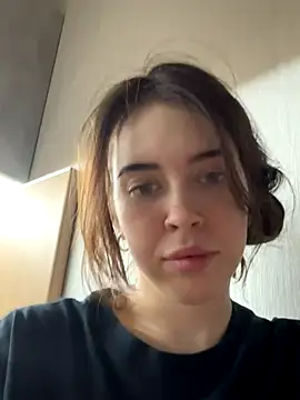 Kimberlybondd online show from 18, 12, 2025