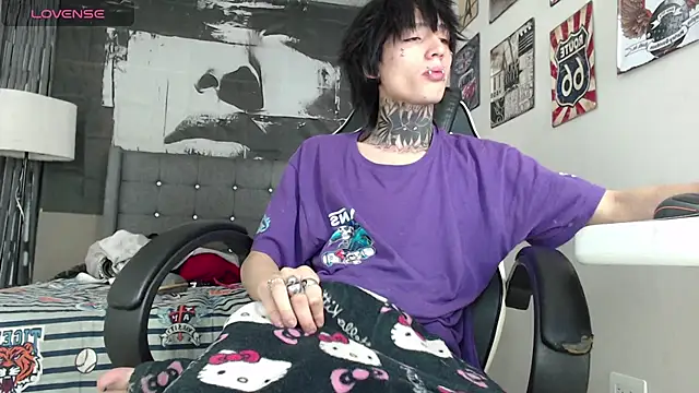 koryu skull online show from 16, 12, 2025