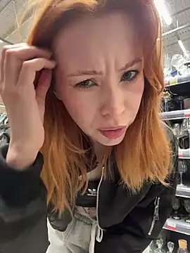 Snapshot of _Little_Ginger chatting on 1, 4, 2026 Little Ginger online show from 1, 4, 2026