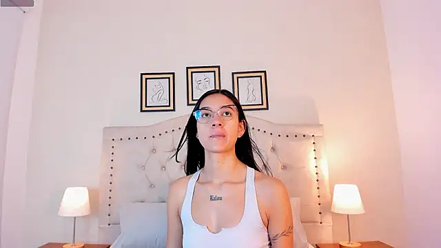 Snapshot of sara_stonems chatting on 19, 1, 2026 sara stonems online show from 19, 1, 2026