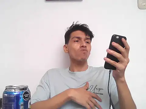 Patrick3 5556 online show from 15, 12, 2025