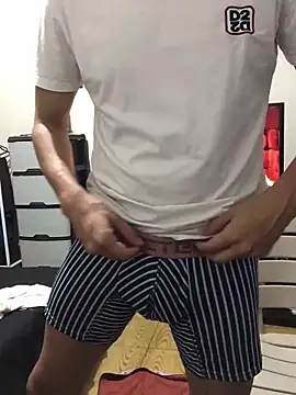 Patrick3 5556 online show from 15, 12, 2025