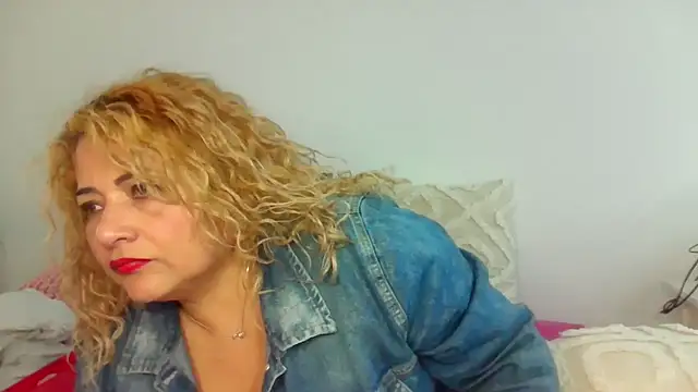 mariajosebarrazaa online show from 9, 3, 2026