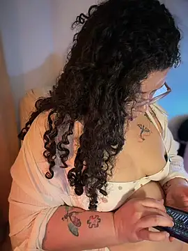 VanesssaMilf  online show from 16, 6, 2026