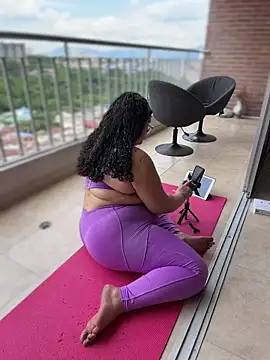 VanesssaMilf  online show from 14, 6, 2026