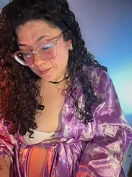 VanesssaMilf  online show from 26, 6, 2026