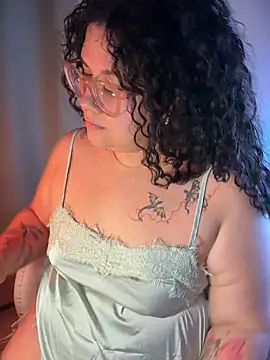 VanesssaMilf  online show from 30, 6, 2026