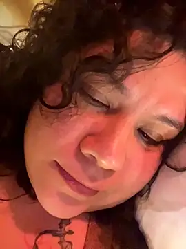 VanesssaMilf  online show from 4, 2, 2026