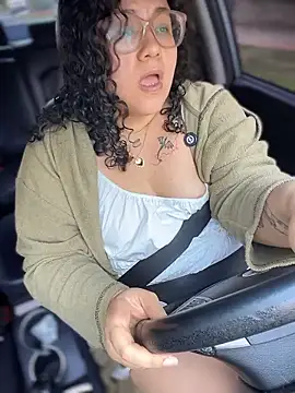 VanesssaMilf  online show from 8, 1, 2026