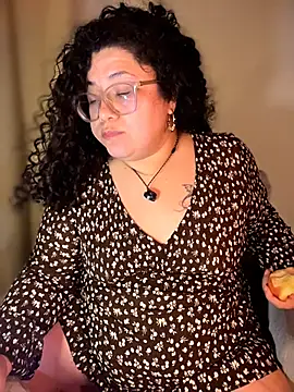 VanesssaMilf  online show from 14, 2, 2026