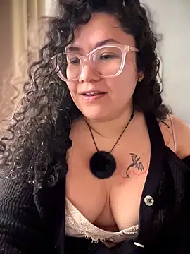 VanesssaMilf  online show from 14, 4, 2026