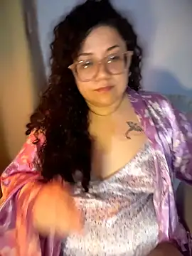 VanesssaMilf  online show from 15, 4, 2026