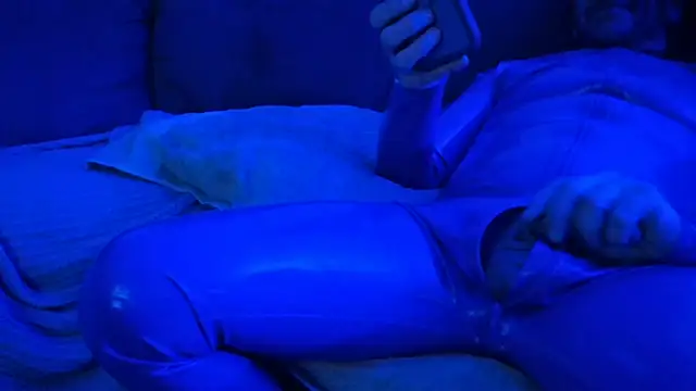 cosmiccloudpig online show from 2, 3, 2026